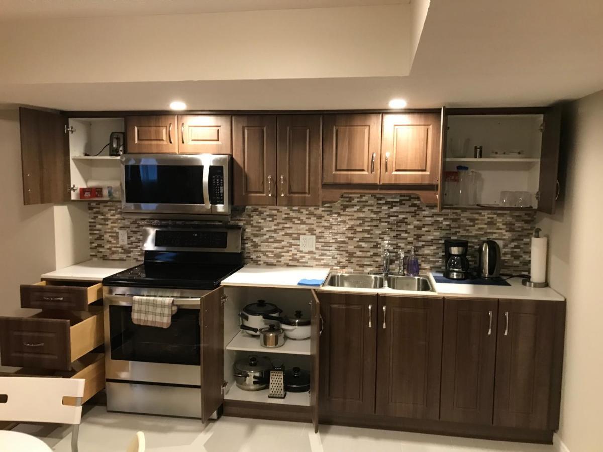 Self Check-In Spacious Apartment With Full Kitchen Ottawa Extérieur photo